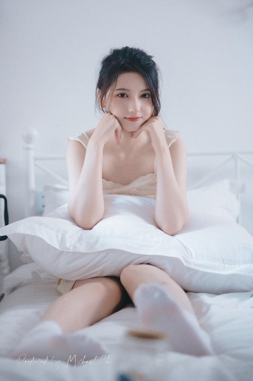 少女实在是太美好了 · 3张图片
